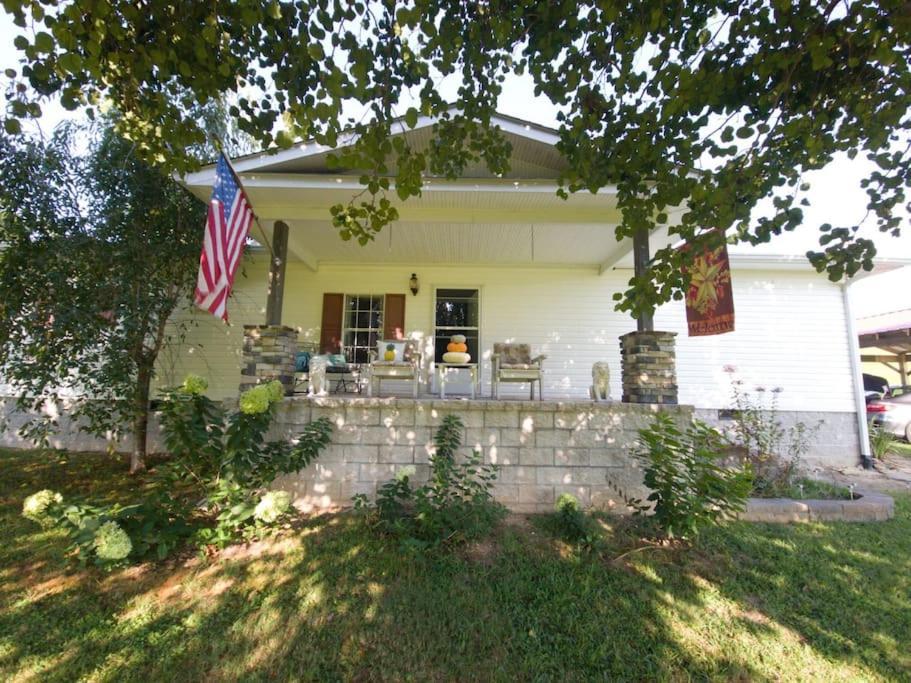 Flatt Creek Cottage Livingston Екстериор снимка