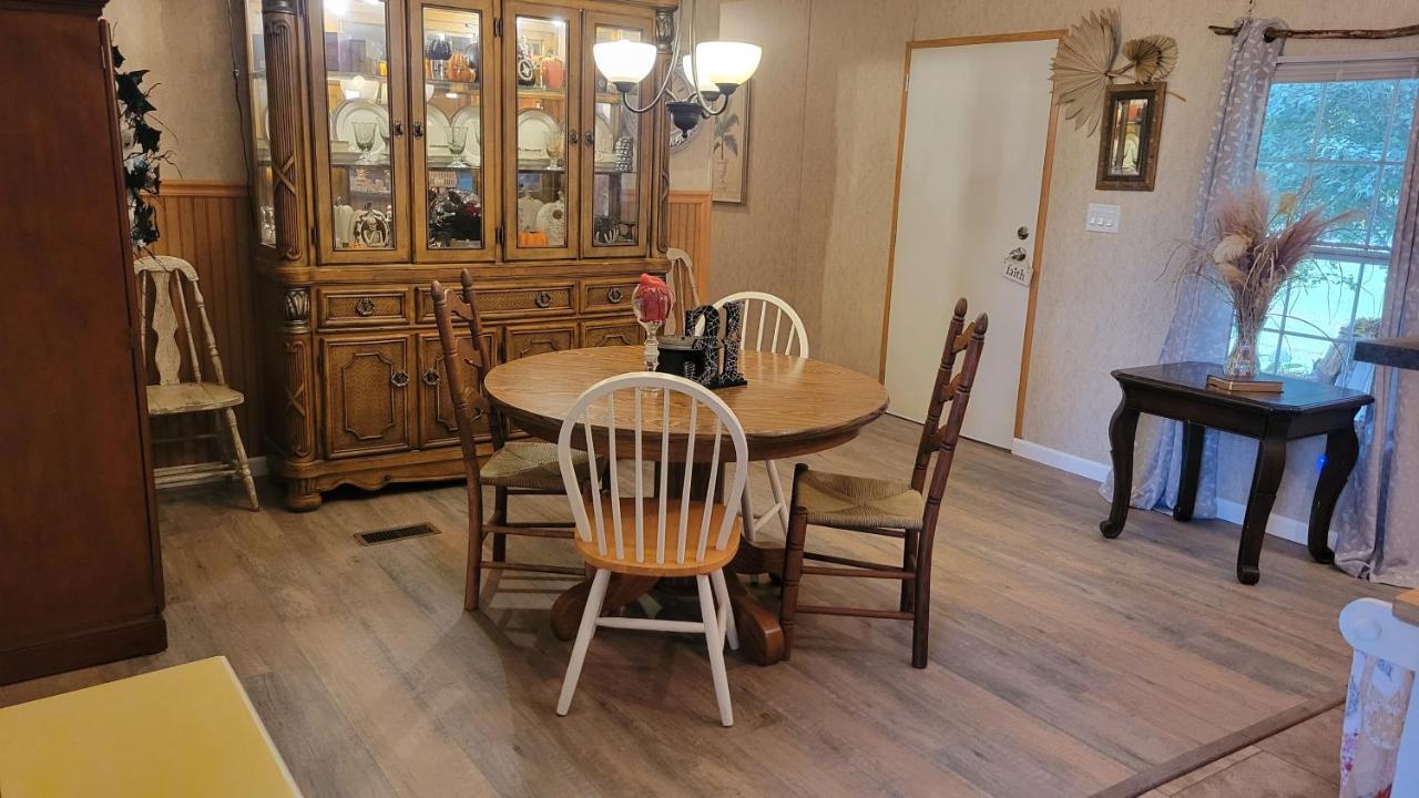 Flatt Creek Cottage Livingston Екстериор снимка