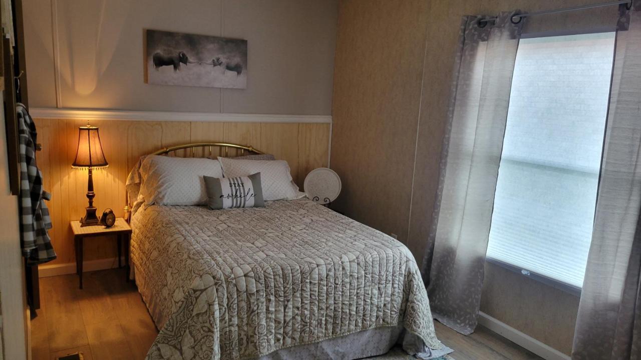 Flatt Creek Cottage Livingston Екстериор снимка